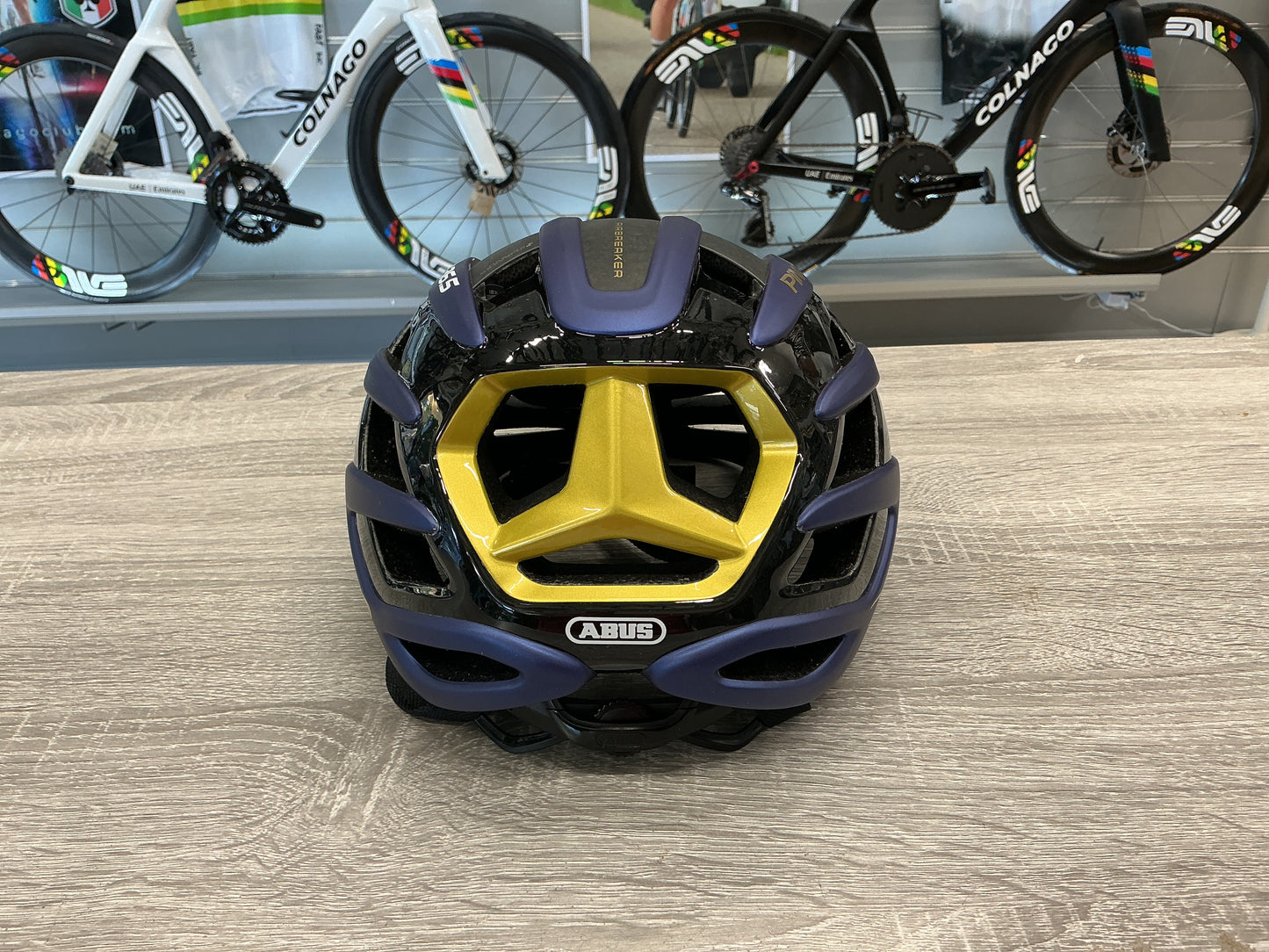 CASCO ABUS AIRBREAKER TEAM Q36.5