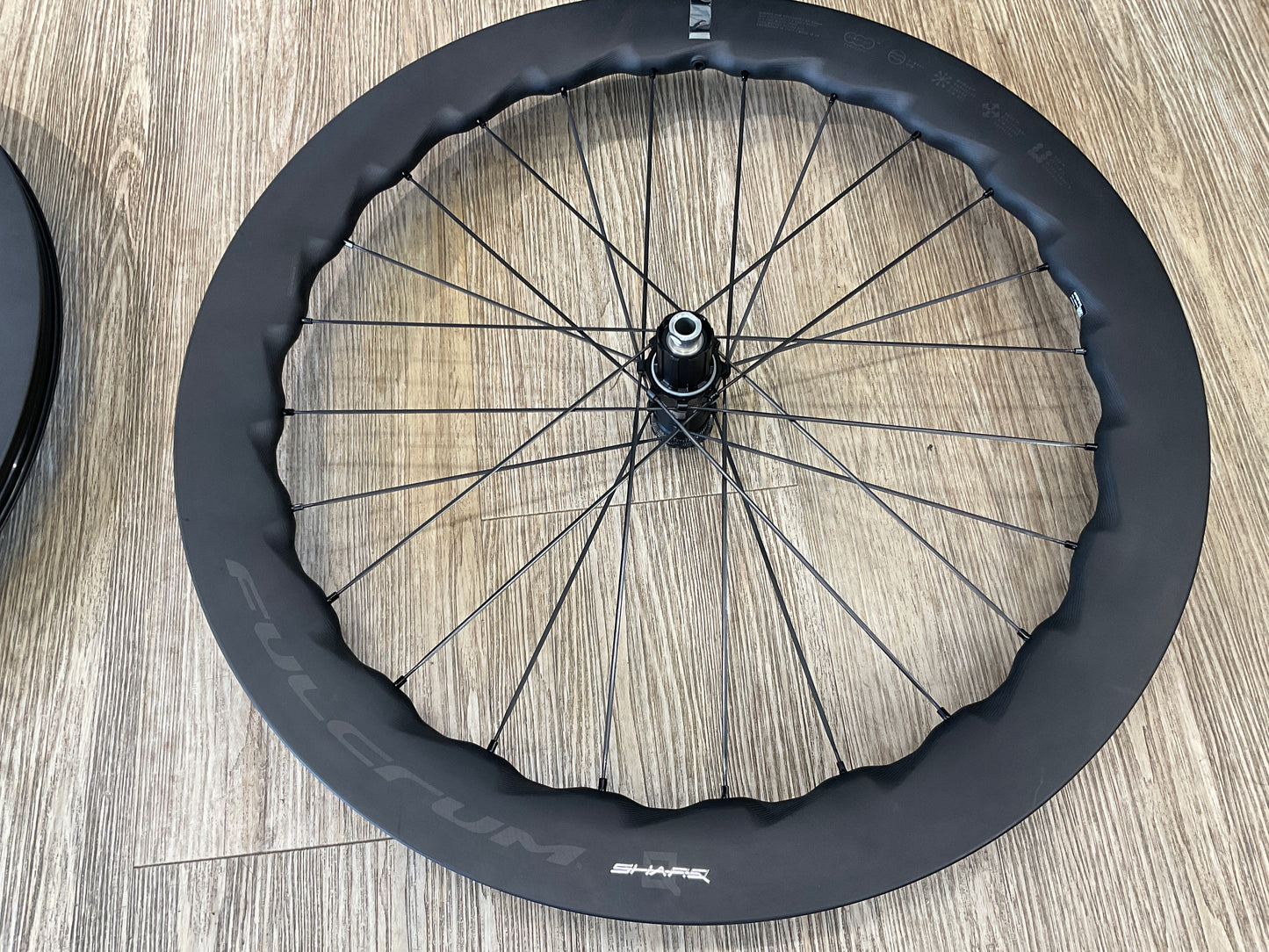 FULCRUM SHARQ 57