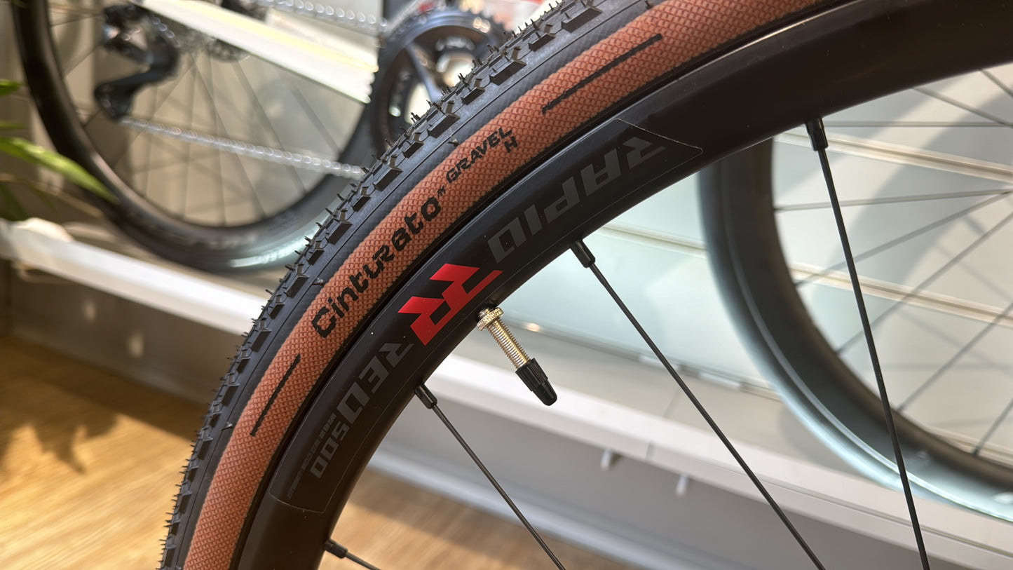 Colnago g4x 尺寸 520。已安裝 grx di2 12 速