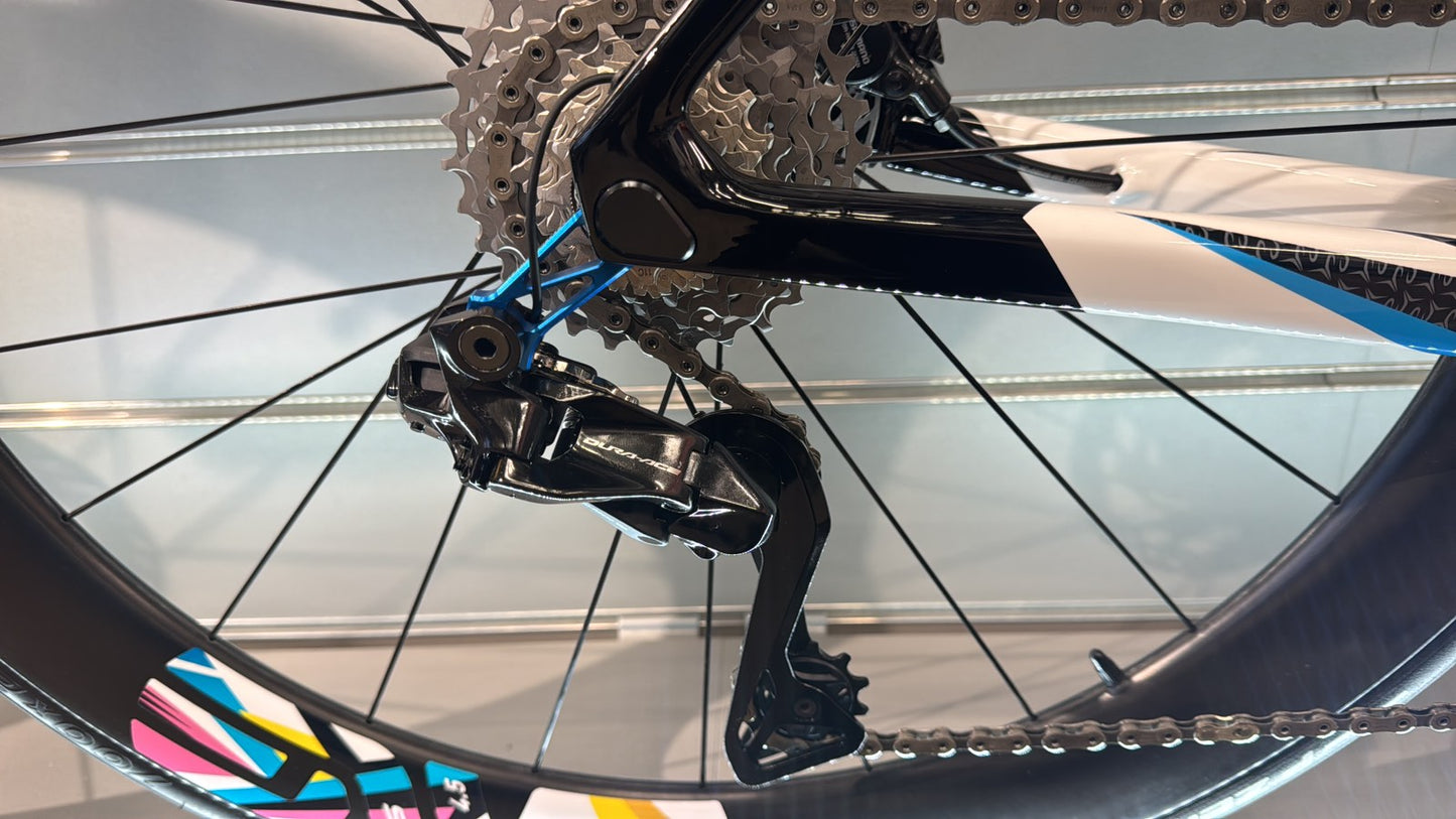 Colnago v4rs World Chempionship edition