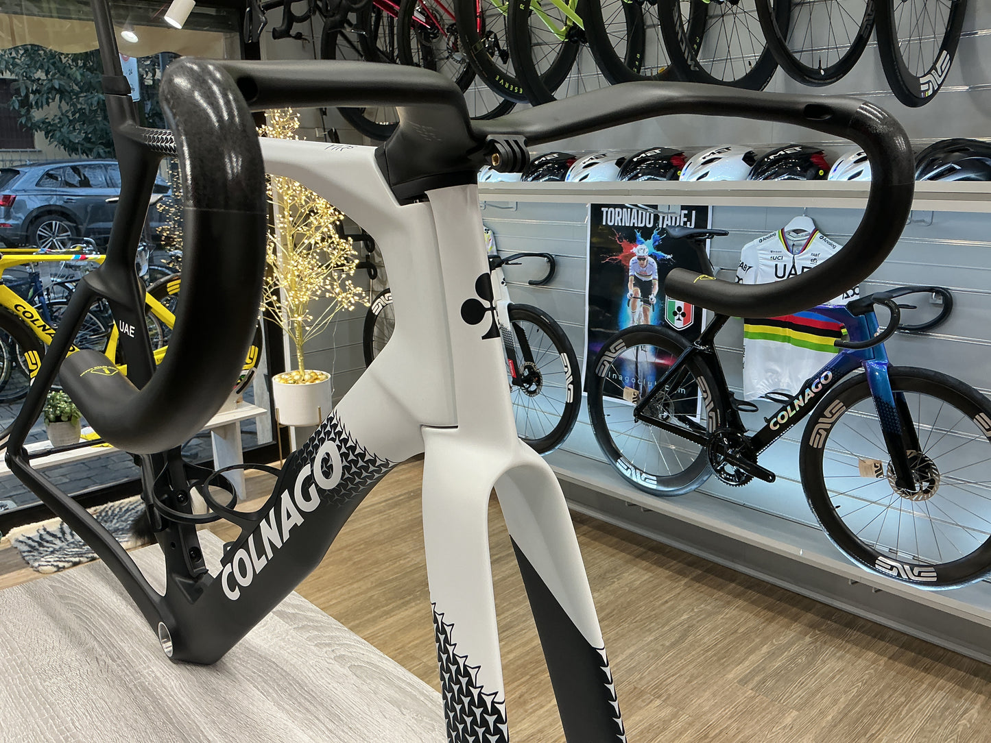 KIT TELAIO Y1RS TAGLIA L UAE SDM5