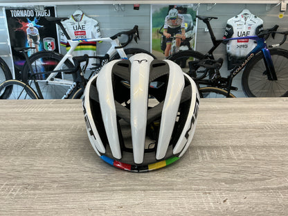 CASCO MET TRENTA 3K CARBON RAINBOW EDITION