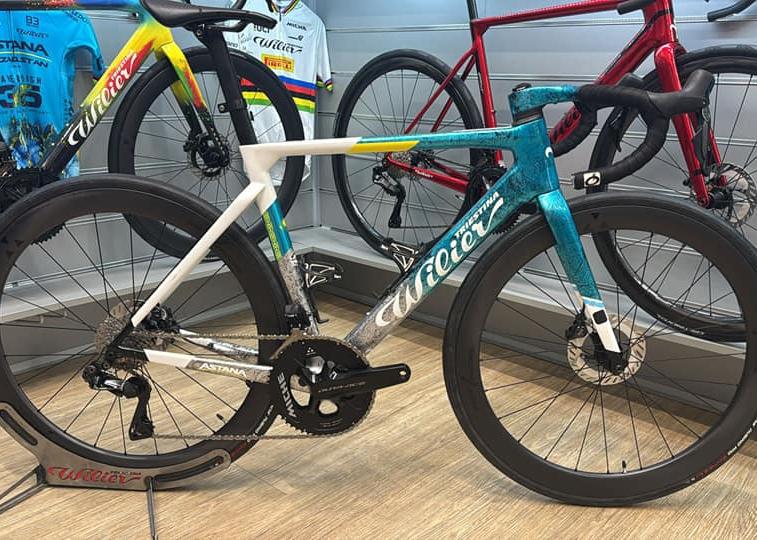 WILIER FILANTE SLR ASTANA 2024 (usato)