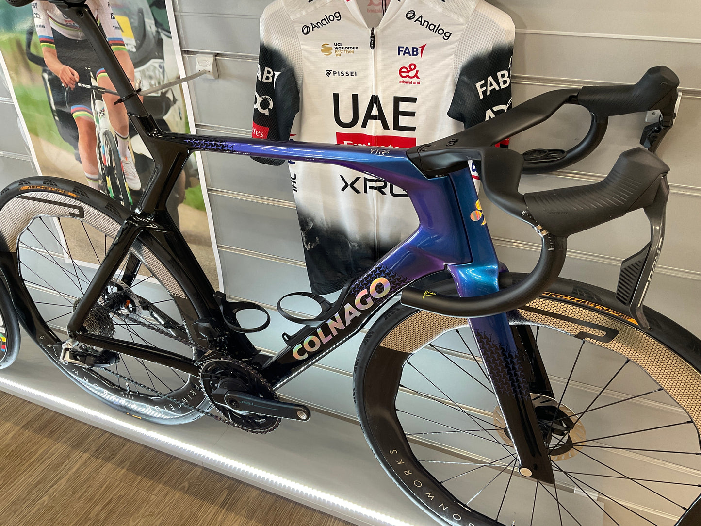 COLNAGO Y1RS TG L COLORAZIONE YSBO