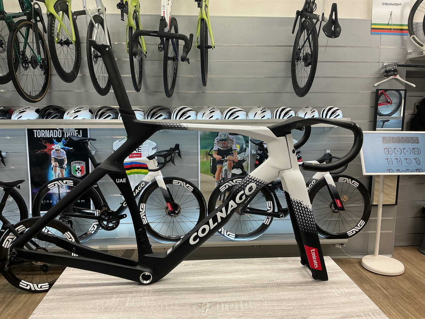 KIT TELAIO COLNAGO Y1RS TG M UAE SDM5