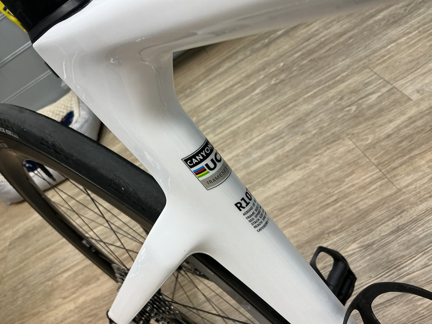 CANYON AEROAD CF SLX TG S USATA