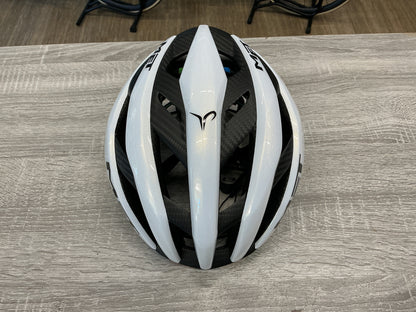 CASCO MET TRENTA 3K CARBON RAINBOW EDITION