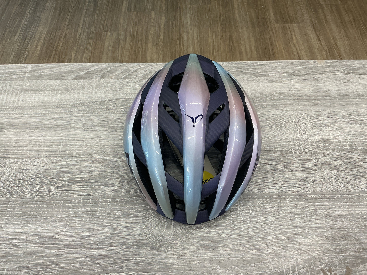 CASCO MET TRENTA 3K CARBON TADEJ POGAČAR