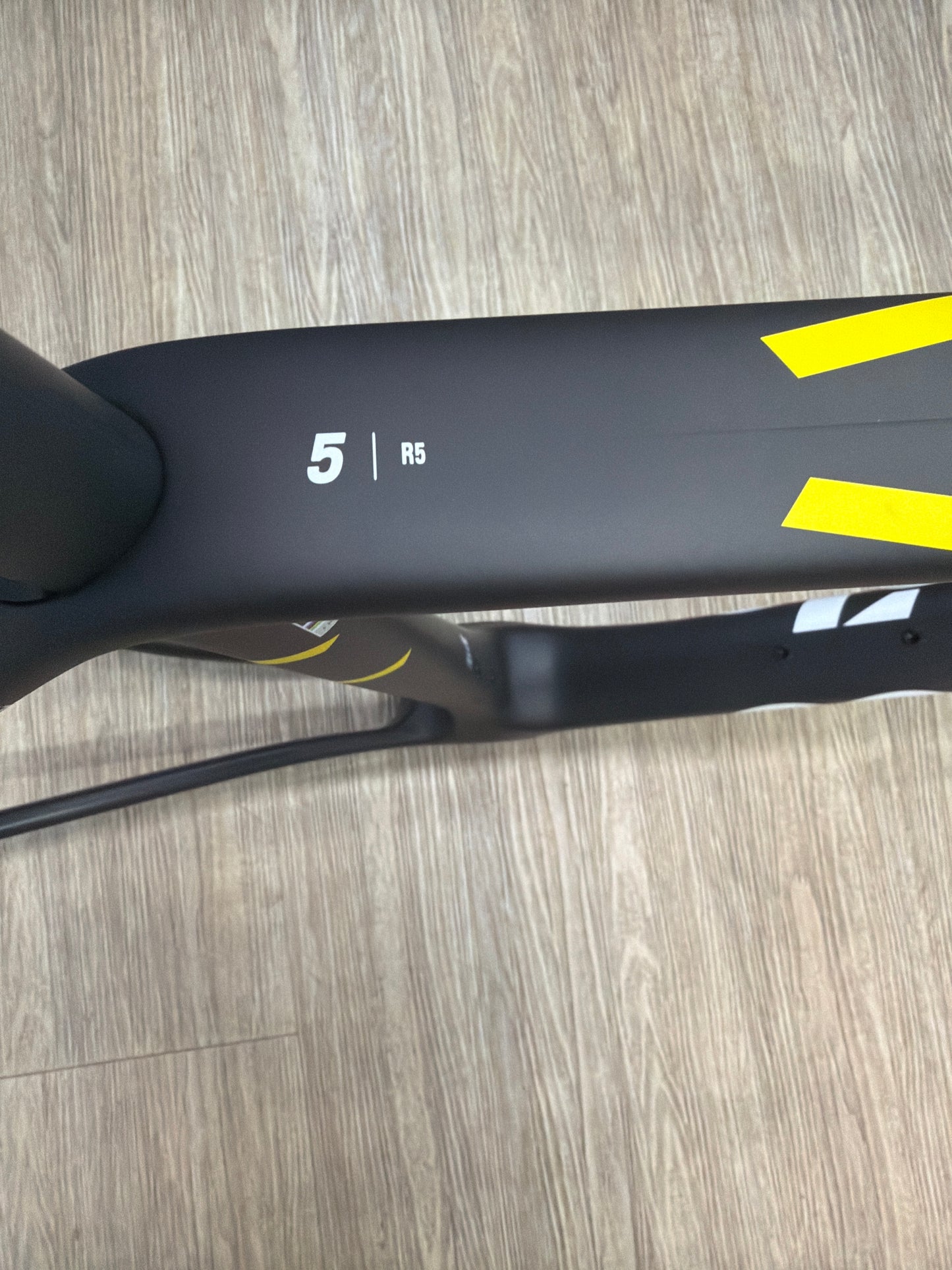 CERVELO R5 56 VISMA