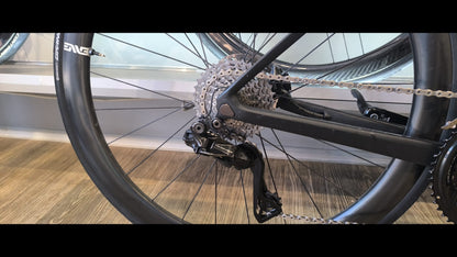 COLNAGO V4RS TEAM UAE ADQ SCORTA TEAM TG 455
