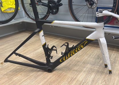 Wilier Filante Srl 2024 usato  kit telaio e manubrio misura M 101/42